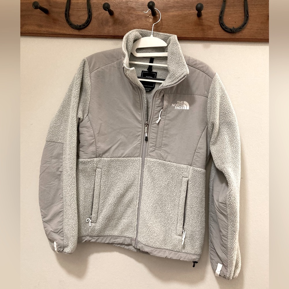 THE NORTH FACE Denali Womens Jacket XS Gray on Gray